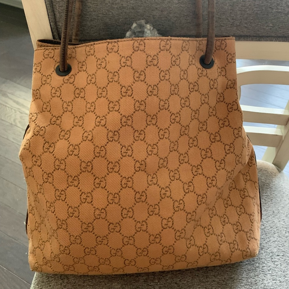 Gucci brown GG bucket vintage Gifford tote bag